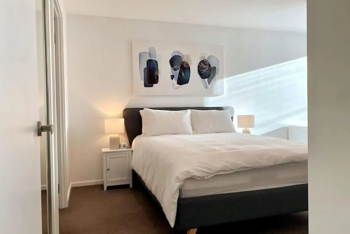 Modern 2Br Apt Adelaide Cbd With Pool-Gym-Bbq 0*,  Australia